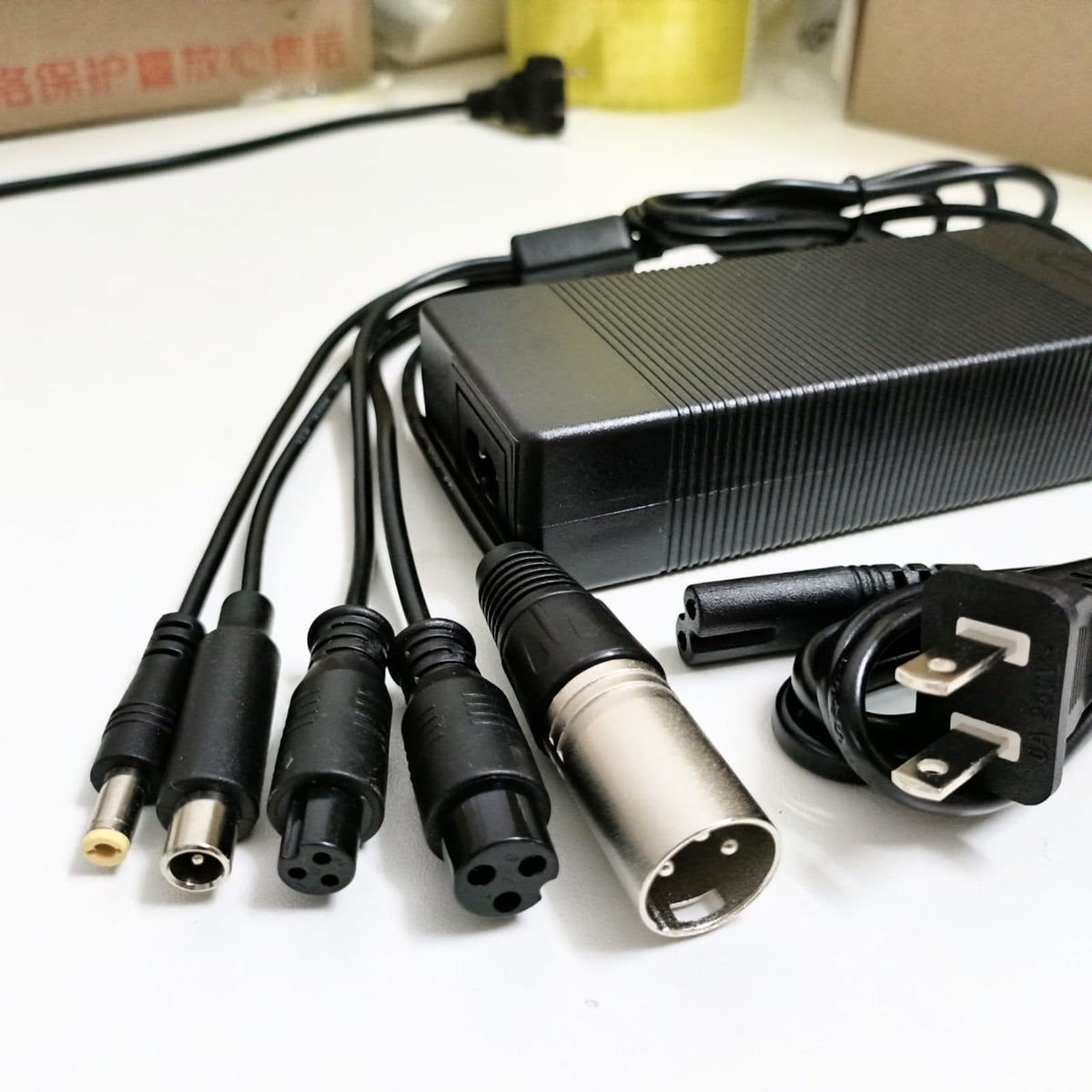 42V 2A/1.5A Universal 5 Plugs Fast Electric Charger for 36V Lithium Battery O435