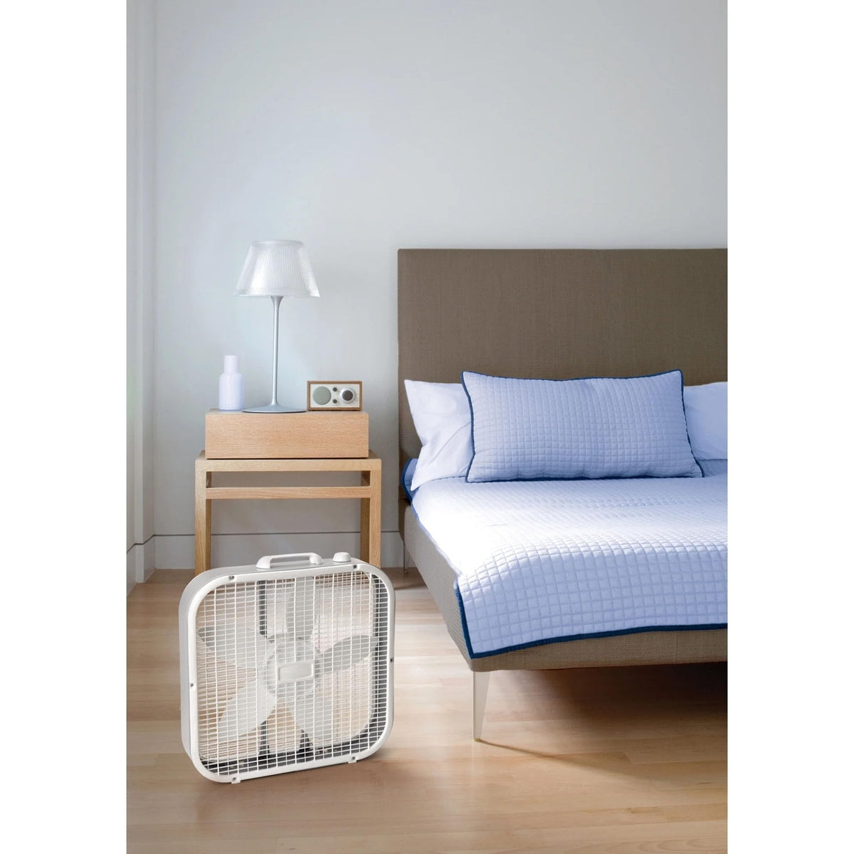 20-inch Classic Box Fan White W901